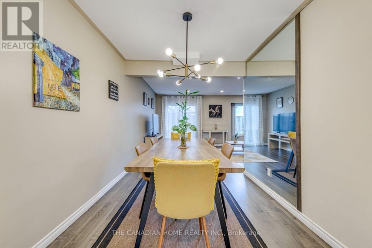 3 - 2226 UPPER MIDDLE ROAD, Burlington (Brant Hills), Ontario, L7P2Z9
