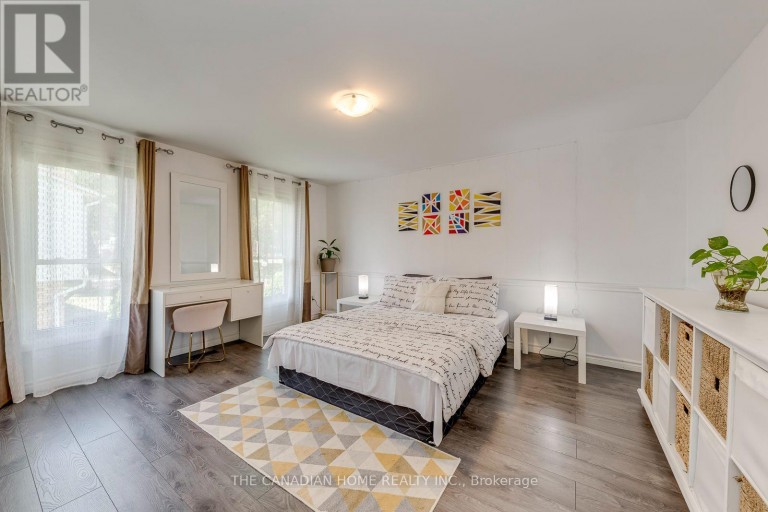 3 - 2226 UPPER MIDDLE ROAD, Burlington (Brant Hills), Ontario, L7P2Z9