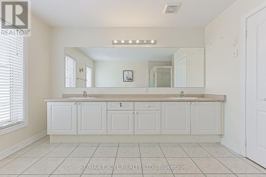 173 SELWYN ROAD Richmond Hill (Jefferson) Ontario photo 16