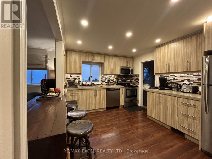 255 PARKWAY AVENUE, Georgina (Keswick South), Ontario, L4P2W1