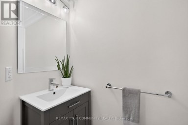 15 KLAMATH COURT Vaughan (Maple) Ontario photo 14