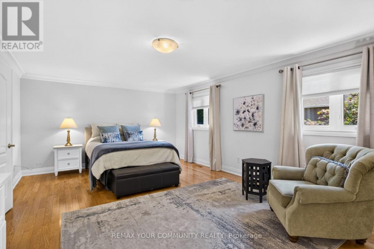 15 KLAMATH COURT, Vaughan (Maple), Ontario, L6A2L7