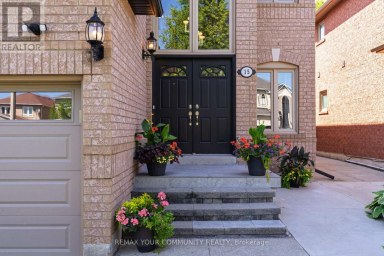 15 KLAMATH COURT Vaughan (Maple) Ontario photo 2