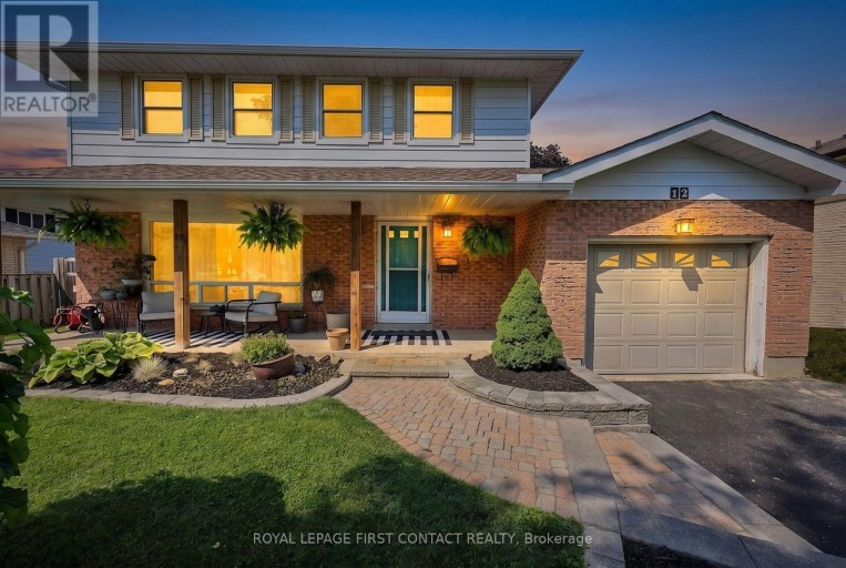 12 DAVIES CRESCENT, Barrie (Grove East), Ontario, L4M2M3
