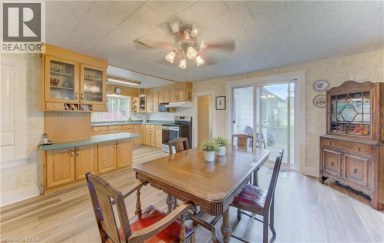 1623 WILMOT CENTRE Road Baden Ontario photo 16
