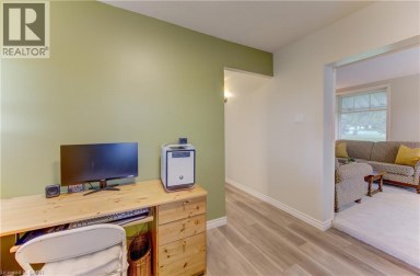 1623 WILMOT CENTRE Road Baden Ontario photo 17