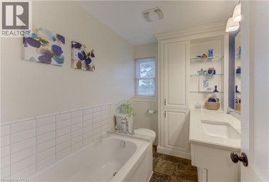 1623 WILMOT CENTRE Road Baden Ontario photo 18