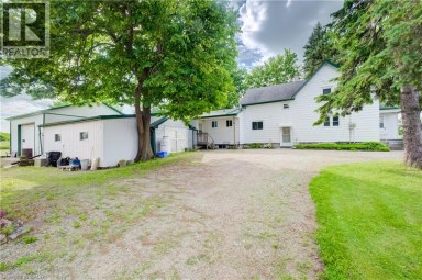 1623 WILMOT CENTRE Road Baden Ontario photo 9