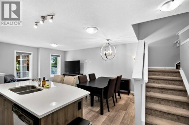30 Yorkville Boulevard SW Calgary Alberta photo 14