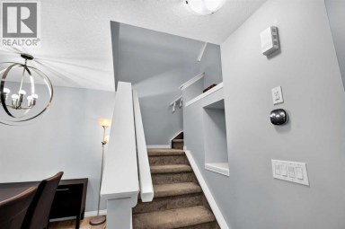 30 Yorkville Boulevard SW Calgary Alberta photo 18