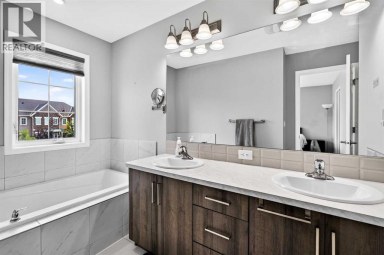 30 Yorkville Boulevard SW Calgary Alberta photo 28
