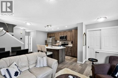 30 Yorkville Boulevard SW Calgary Alberta photo 7