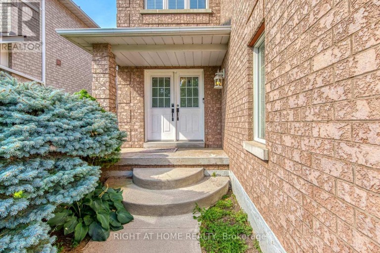 2244 OVERFIELD ROAD, Oakville (WT West Oak Trails), Ontario, L6M3S8