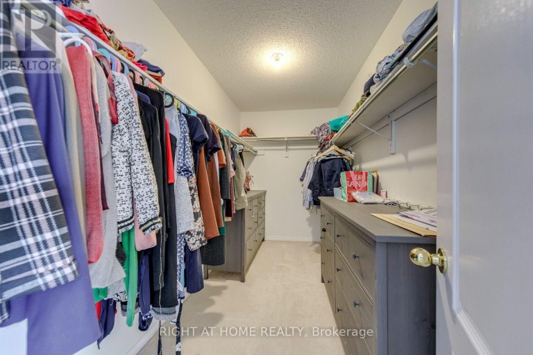 2244 OVERFIELD ROAD, Oakville (WT West Oak Trails), Ontario, L6M3S8