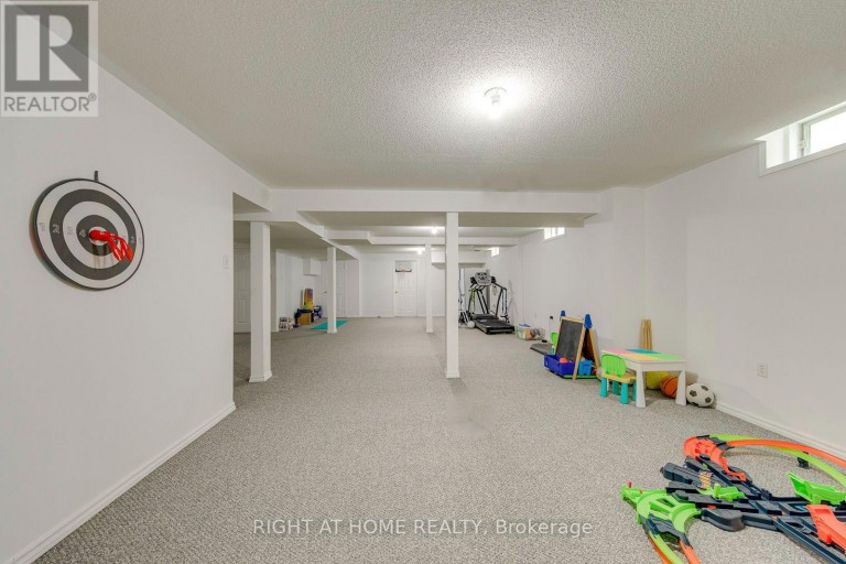 2244 OVERFIELD ROAD, Oakville (WT West Oak Trails), Ontario, L6M3S8