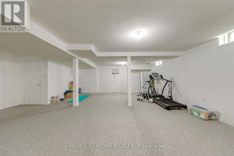 2244 OVERFIELD ROAD, Oakville (WT West Oak Trails), Ontario, L6M3S8