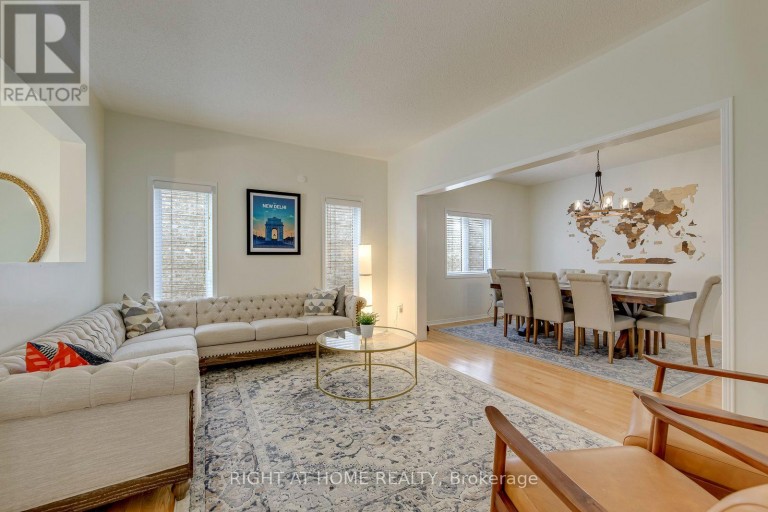 2244 OVERFIELD ROAD, Oakville (WT West Oak Trails), Ontario, L6M3S8