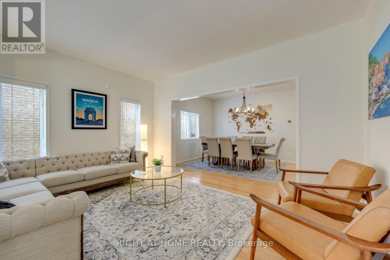 2244 OVERFIELD ROAD, Oakville (WT West Oak Trails), Ontario, L6M3S8