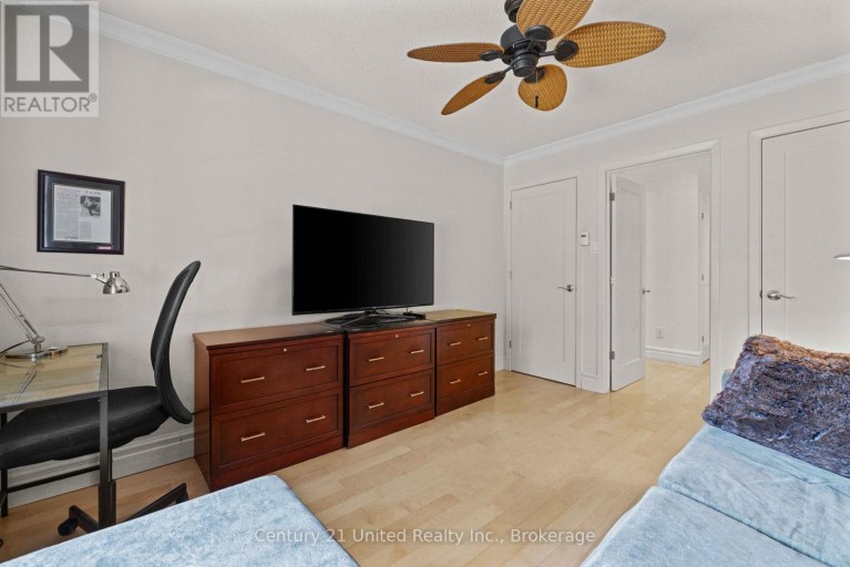 4 - 2 PADDOCK WOOD, Peterborough (Ashburnham Ward 4), Ontario, K9H7H2