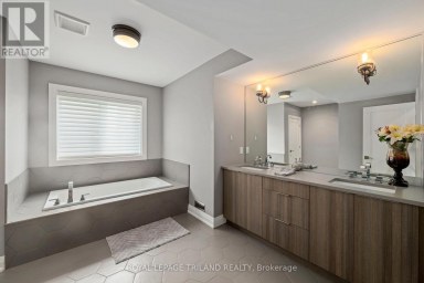 1010 LONGWORTH ROAD London South (South L) Ontario photo 37