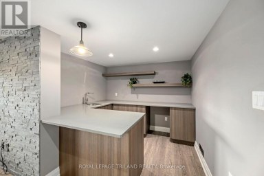 1010 LONGWORTH ROAD London South (South L) Ontario photo 40