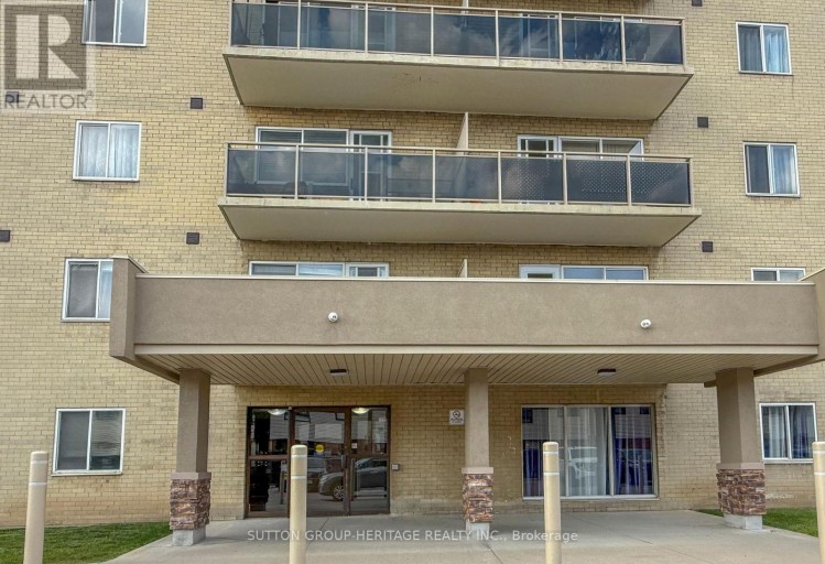 301 - 936 GLEN STREET, Oshawa (Lakeview), Ontario, L1J5Z7