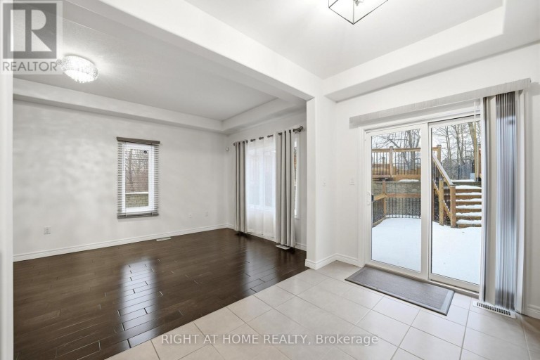 32 ROLLING LANE, Hamilton (Vincent), Ontario, L8K0A1