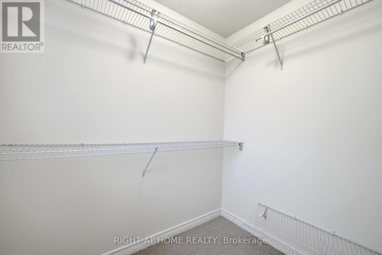 32 ROLLING LANE, Hamilton (Vincent), Ontario, L8K0A1