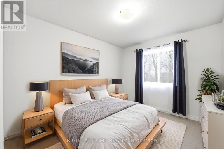 32 ROLLING LANE, Hamilton (Vincent), Ontario, L8K0A1