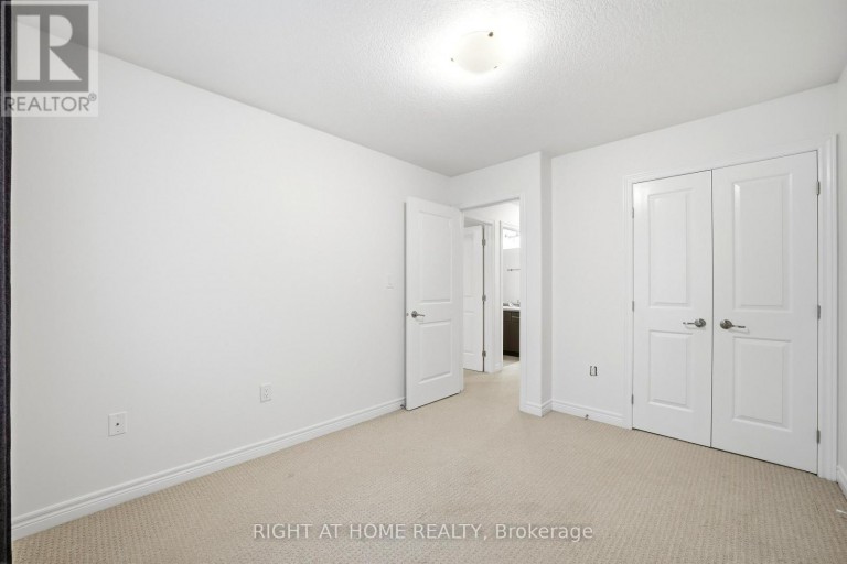 32 ROLLING LANE, Hamilton (Vincent), Ontario, L8K0A1