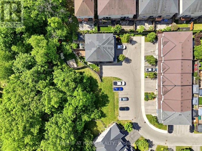 32 ROLLING LANE, Hamilton (Vincent), Ontario, L8K0A1
