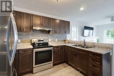108 GEORGIAN BEACH LANE Meaford Ontario photo 13