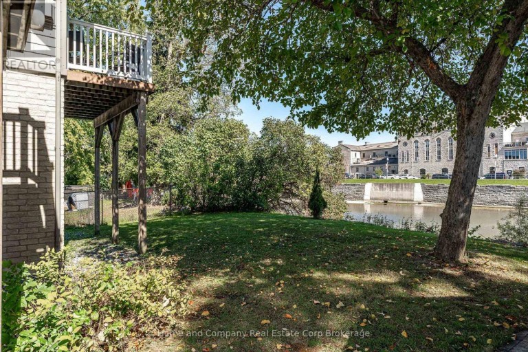 35 THOMAS STREET, St. Marys, Ontario, N4X1A2