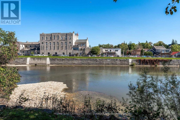 35 THOMAS STREET, St. Marys, Ontario, N4X1A2