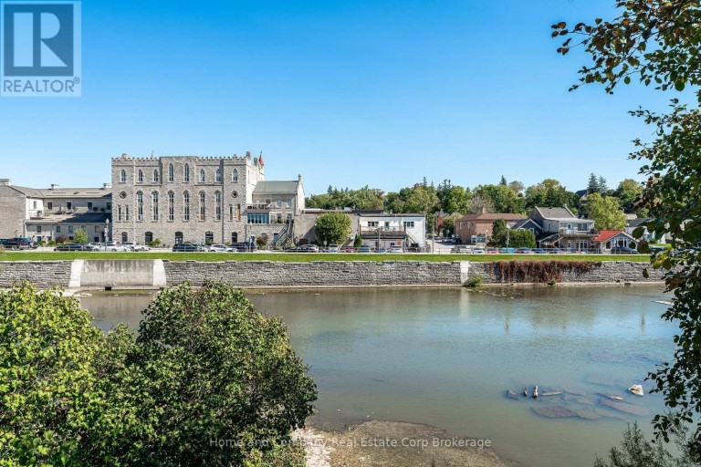 35 THOMAS STREET, St. Marys, Ontario, N4X1A2