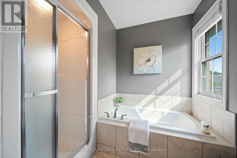 1519 SHORE ROAD, London South (South A), Ontario, N6K4Z5
