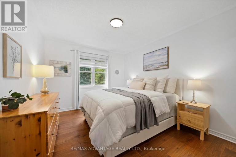 1519 SHORE ROAD, London South (South A), Ontario, N6K4Z5
