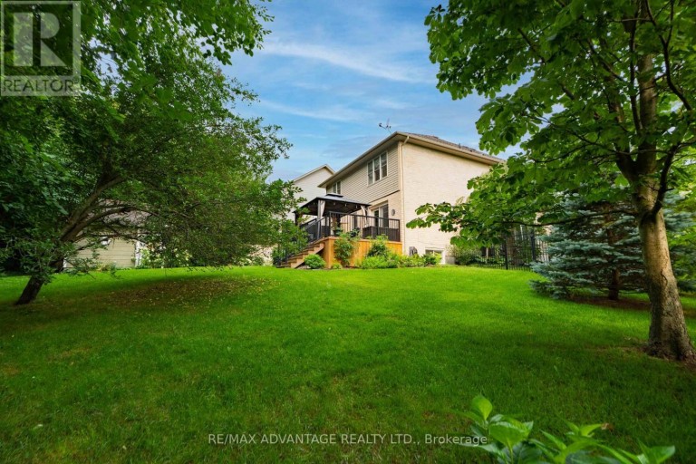 1519 SHORE ROAD, London South (South A), Ontario, N6K4Z5