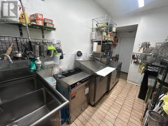 253 GERRARD STREET E Toronto (Moss Park) Ontario photo 3