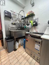 253 GERRARD STREET E Toronto (Moss Park) Ontario photo 4