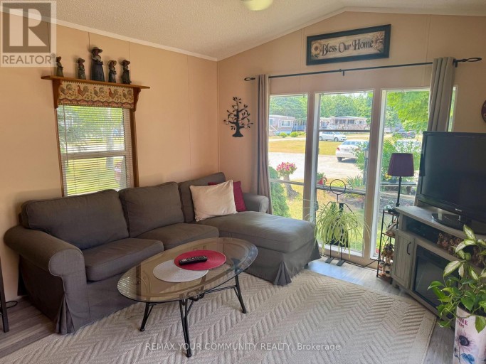 324 - 285 CRYDERMANS SIDE ROAD, Georgina (Baldwin), Ontario, L0E1A0