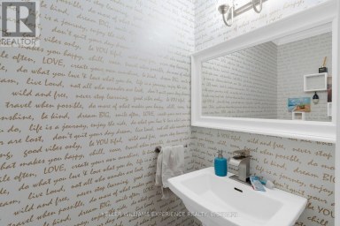 53 SOVEREIGN'S GATE Barrie (Innis-Shore) Ontario photo 10