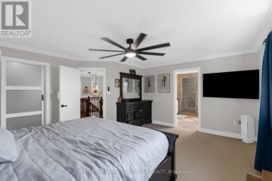 53 SOVEREIGN'S GATE Barrie (Innis-Shore) Ontario photo 12