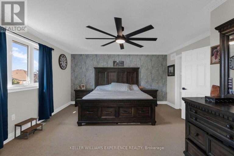 53 SOVEREIGN'S GATE, Barrie (Innis-Shore), Ontario, L4N0Y9