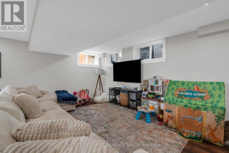 53 SOVEREIGN'S GATE, Barrie (Innis-Shore), Ontario, L4N0Y9