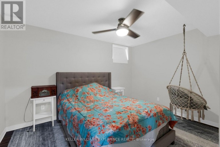 53 SOVEREIGN'S GATE, Barrie (Innis-Shore), Ontario, L4N0Y9