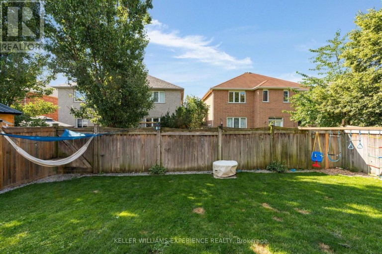 53 SOVEREIGN'S GATE, Barrie (Innis-Shore), Ontario, L4N0Y9