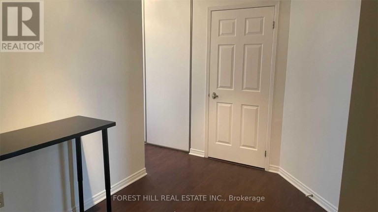 1111 - 695 RICHMOND STREET, London East (East F), Ontario, N6A5M8