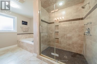 2229 CARDINAL COURT London South (South U) Ontario photo 17