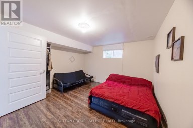 2229 CARDINAL COURT London South (South U) Ontario photo 29